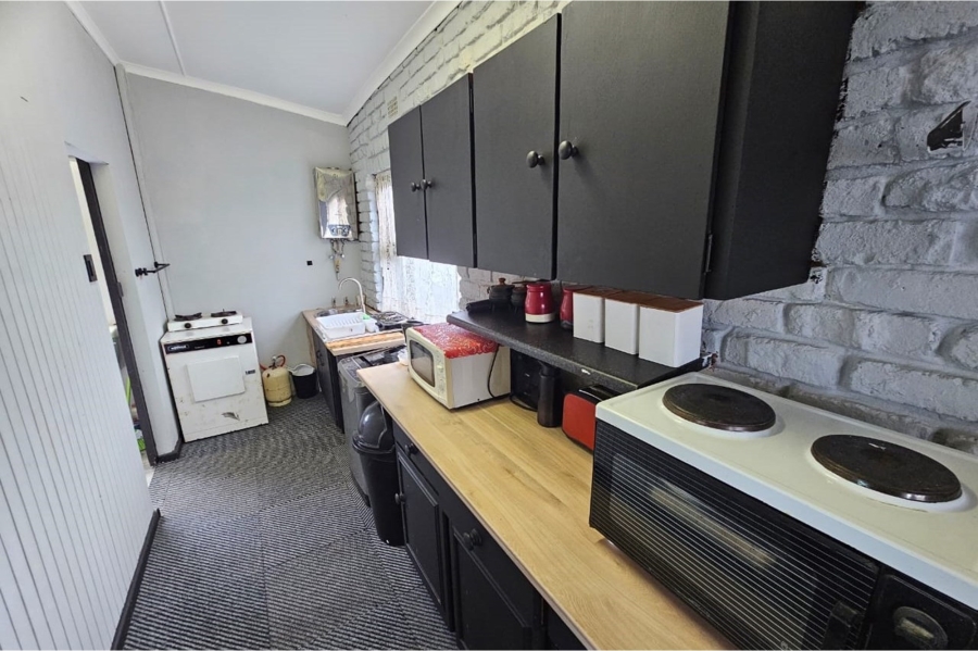 5 Bedroom Property for Sale in Stilbaai Wes Western Cape
